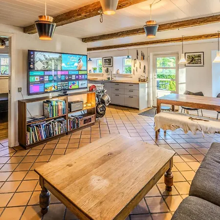 Awesome In Ry With Kitchen Holiday home *